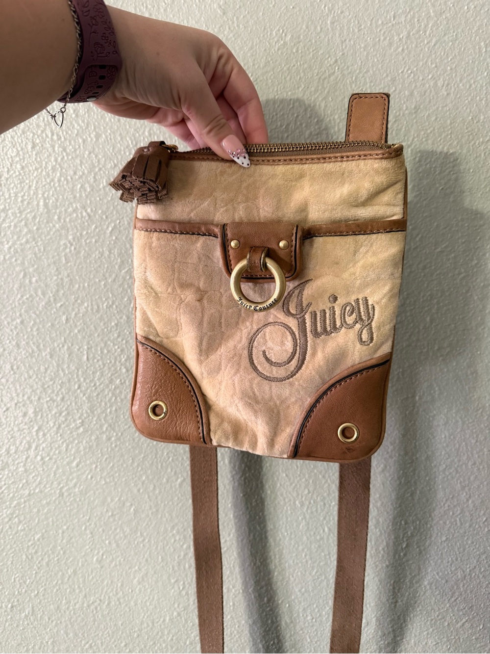 Juicy Couture Tan Velour Crossbody Bag Y2K Embroidered Logo Tassel